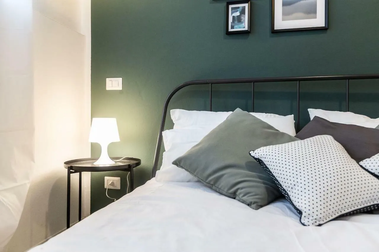 Apartment Paruta 65 Milano
