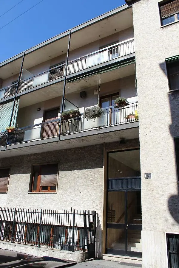 Apartment Paruta 65 Mediolan 0*,  Włochy