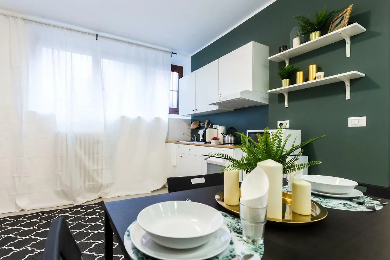 Apartment Paruta 65 Milano