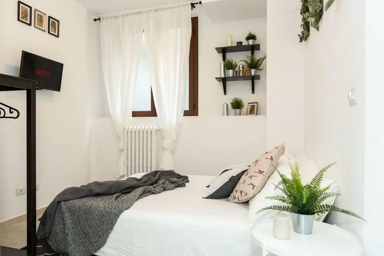 Apartment Paruta 65 Milan
