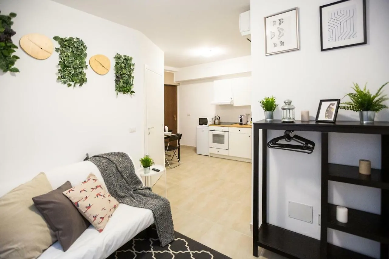 Apartment Paruta 65 Milan
